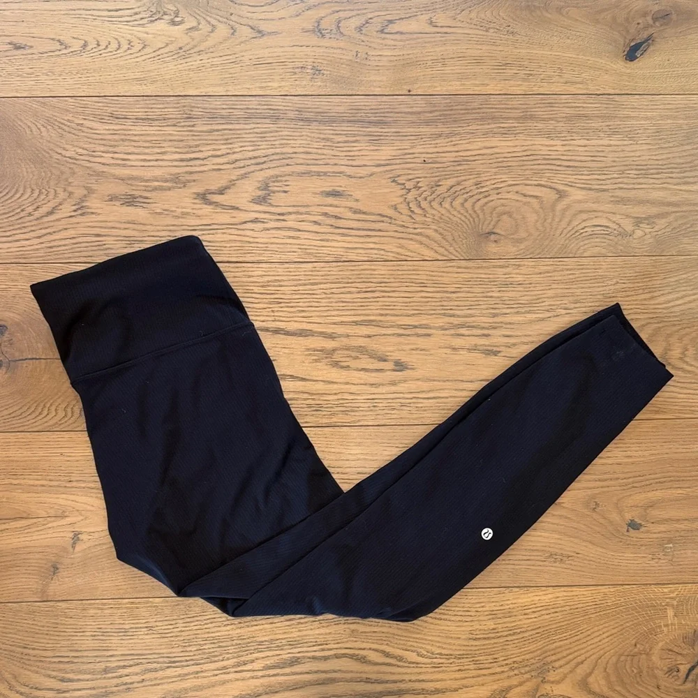 Lululemon athletica Wunder Train Ribbed high rise tight 28" - black - Picture 2 of 6